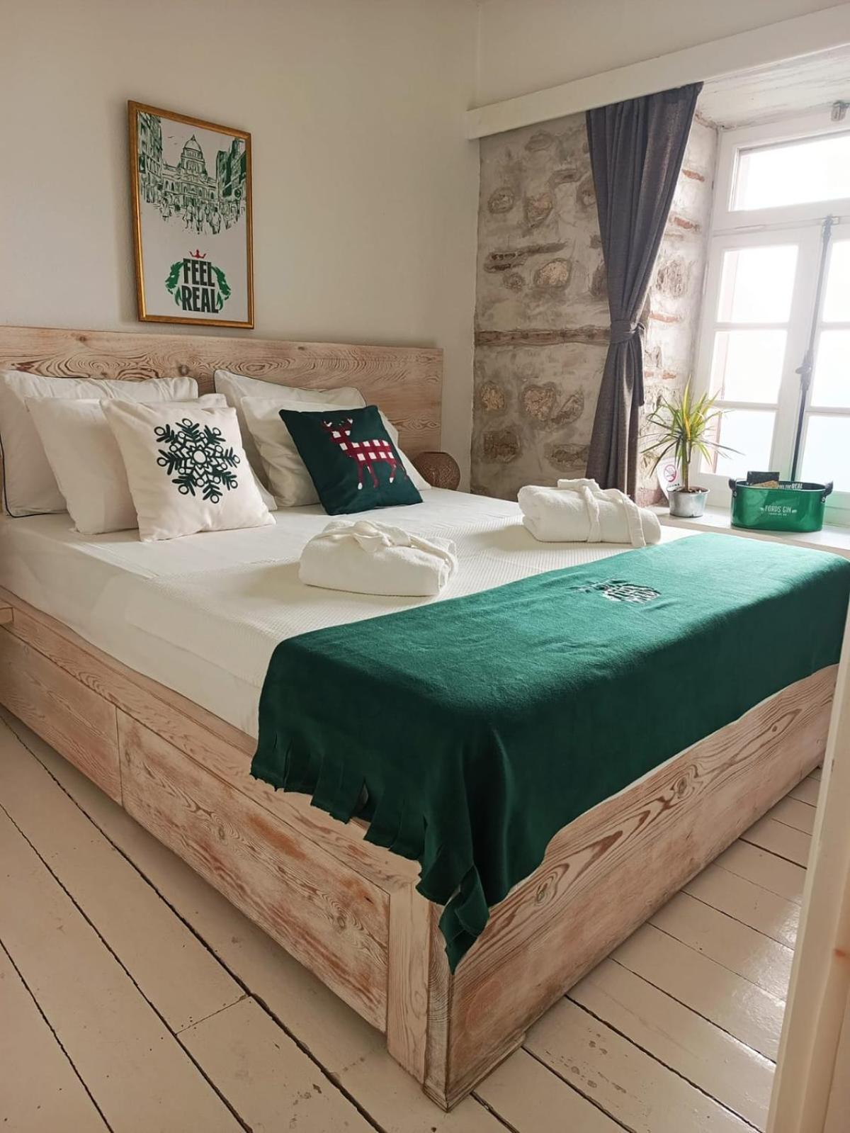 Berlin'S Guest House Urla Dış mekan fotoğraf