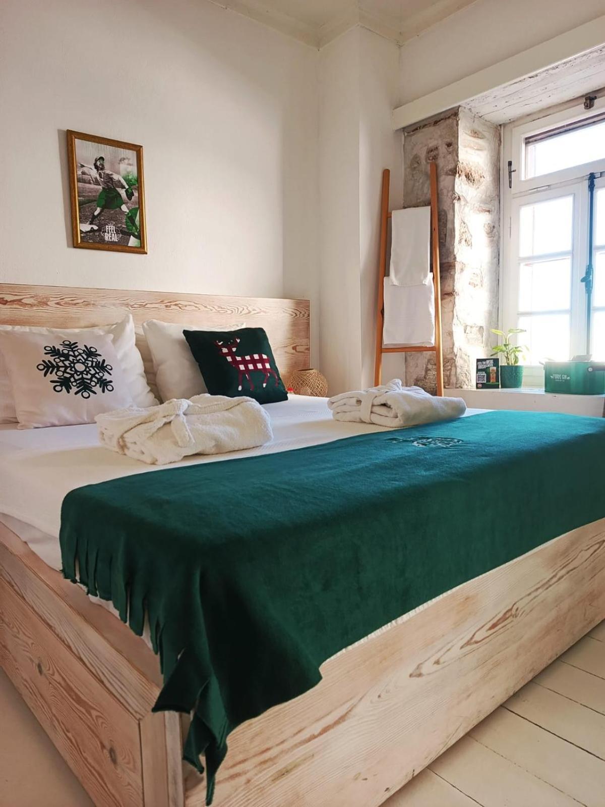 Berlin'S Guest House Urla Dış mekan fotoğraf